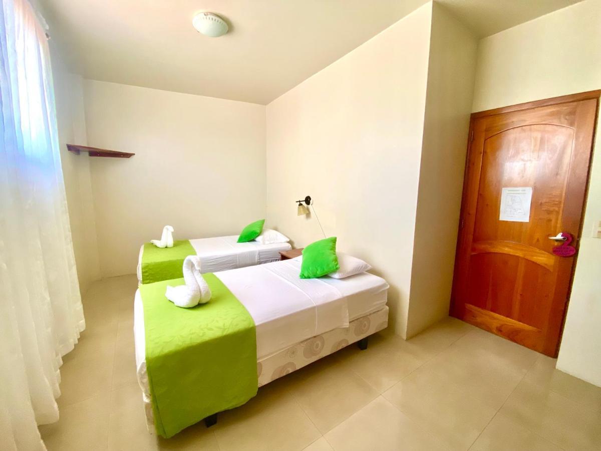 El Rincon De George Hotel Puerto Villamil Luaran gambar